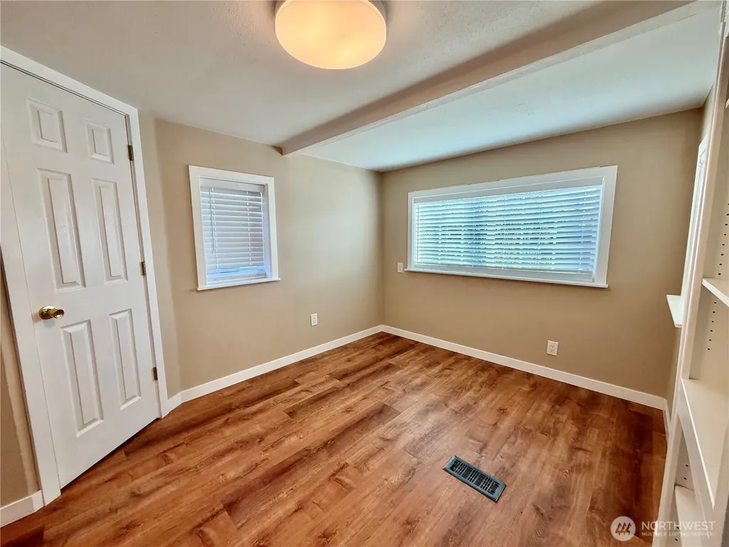 18501 52nd Avenue Lynnwood WA 98037