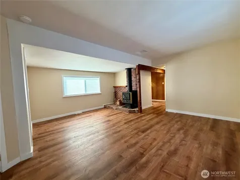 18501 52nd Avenue Lynnwood WA 98037