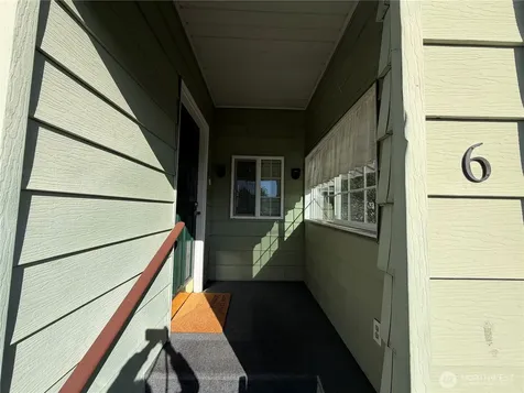 18501 52nd Avenue Lynnwood WA 98037