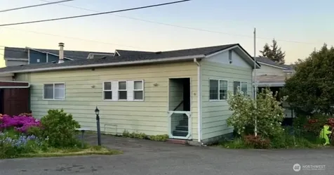 18501 52nd Avenue Lynnwood WA 98037