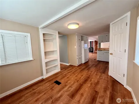 18501 52nd Avenue Lynnwood WA 98037