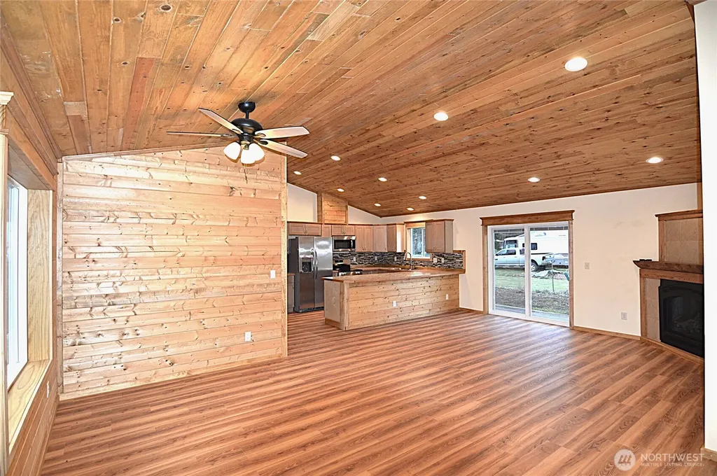 182 Frost Creek Road Glenoma WA 98336