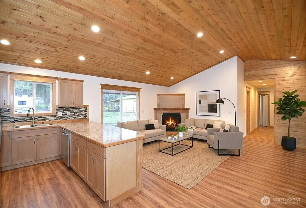 182 Frost Creek Road Glenoma WA 98336