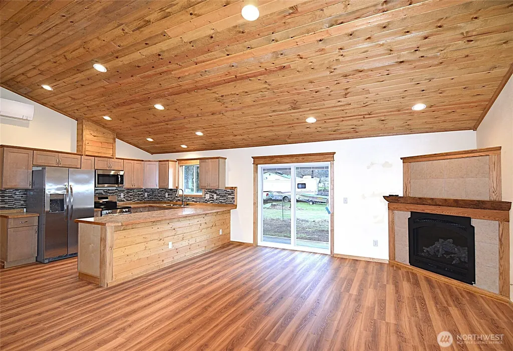 182 Frost Creek Road Glenoma WA 98336