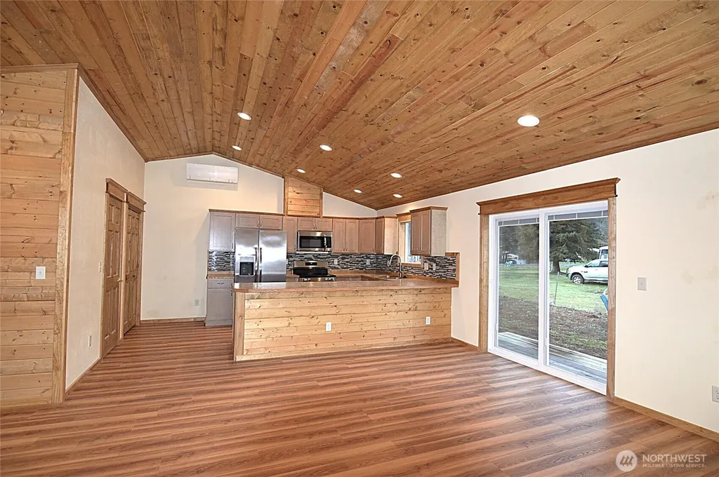 182 Frost Creek Road Glenoma WA 98336