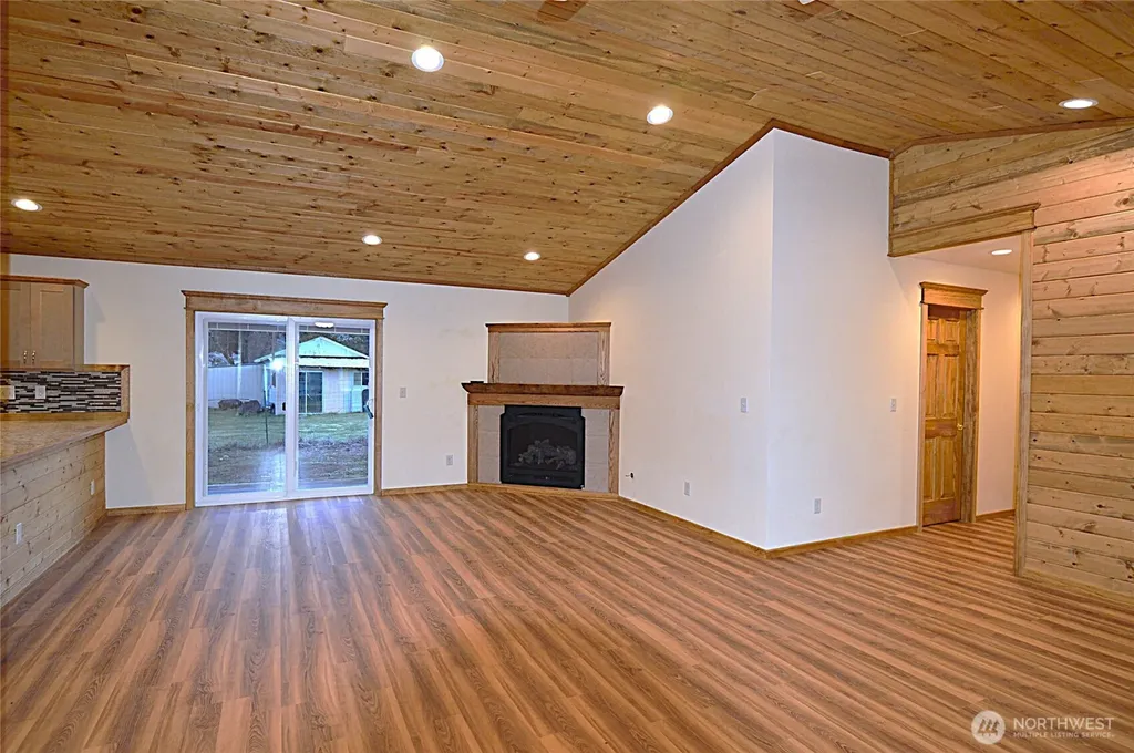 182 Frost Creek Road Glenoma WA 98336