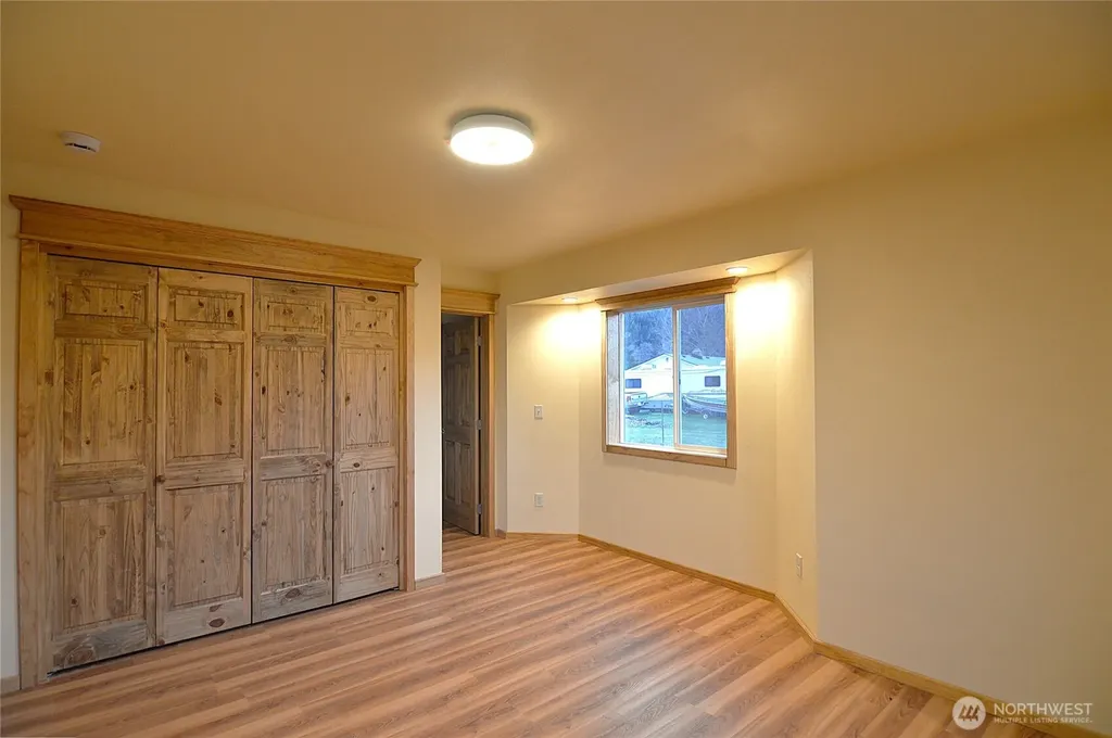 182 Frost Creek Road Glenoma WA 98336