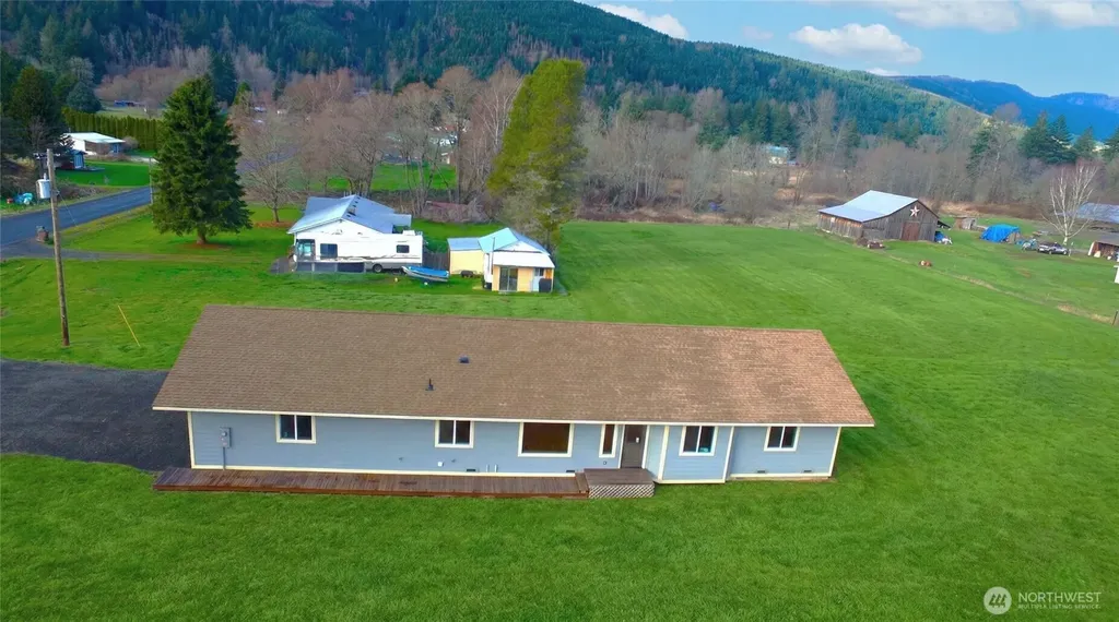 182 Frost Creek Road Glenoma WA 98336