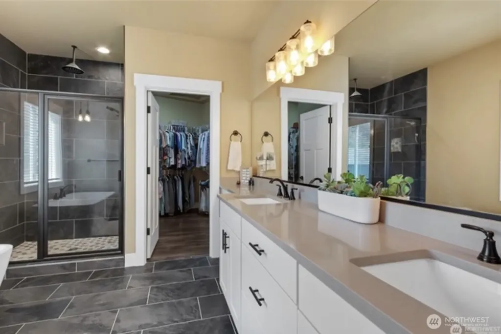 167 Mountain Crest Lane Eatonville WA 98328
