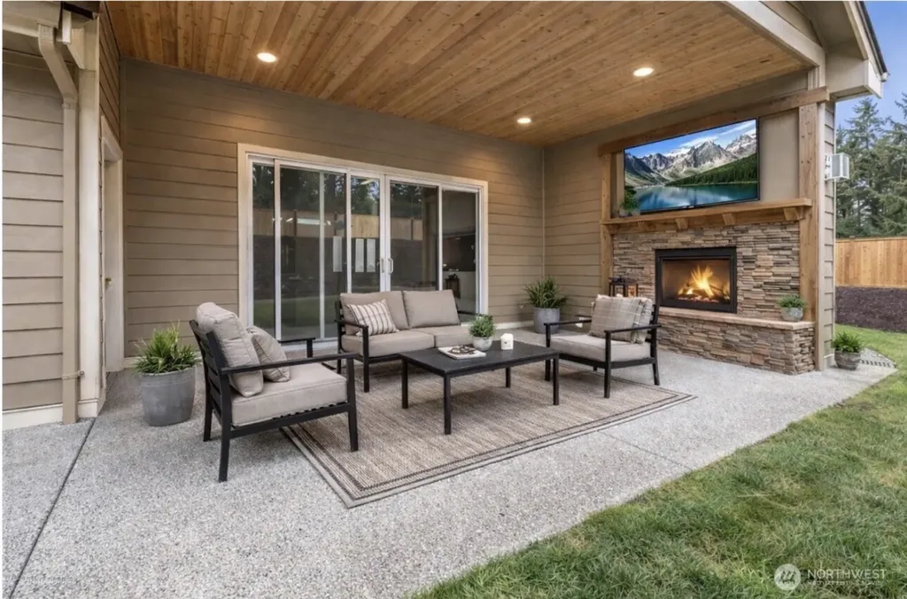 167 Mountain Crest Lane Eatonville WA 98328
