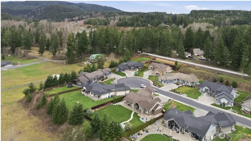 167 Mountain Crest Lane Eatonville WA 98328