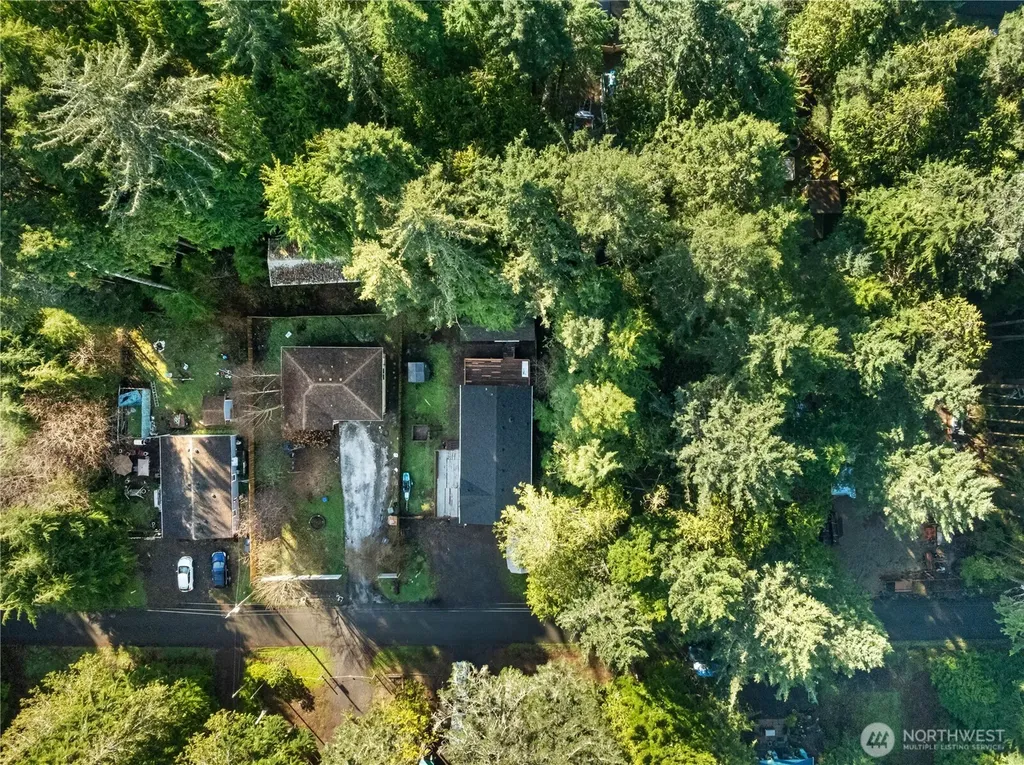48 Robin Lane Pacific Beach WA 98571