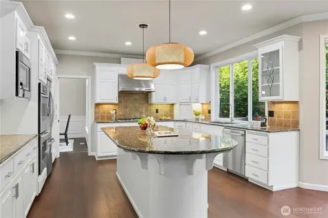 4102 194th Place NE Sammamish WA 98074