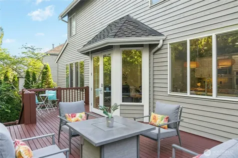4102 194th Place NE Sammamish WA 98074