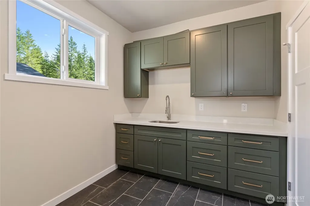 50 E Blackberry Lane Union WA 98592