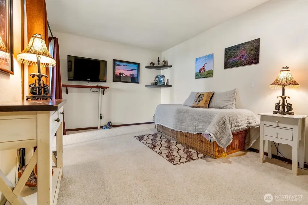 8613 Semiahmoo Drive Blaine WA 98230