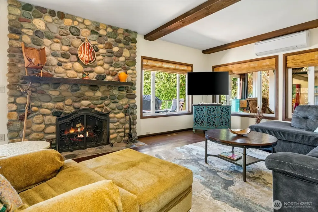 8613 Semiahmoo Drive Blaine WA 98230