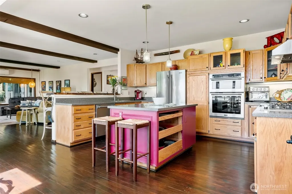 8613 Semiahmoo Drive Blaine WA 98230