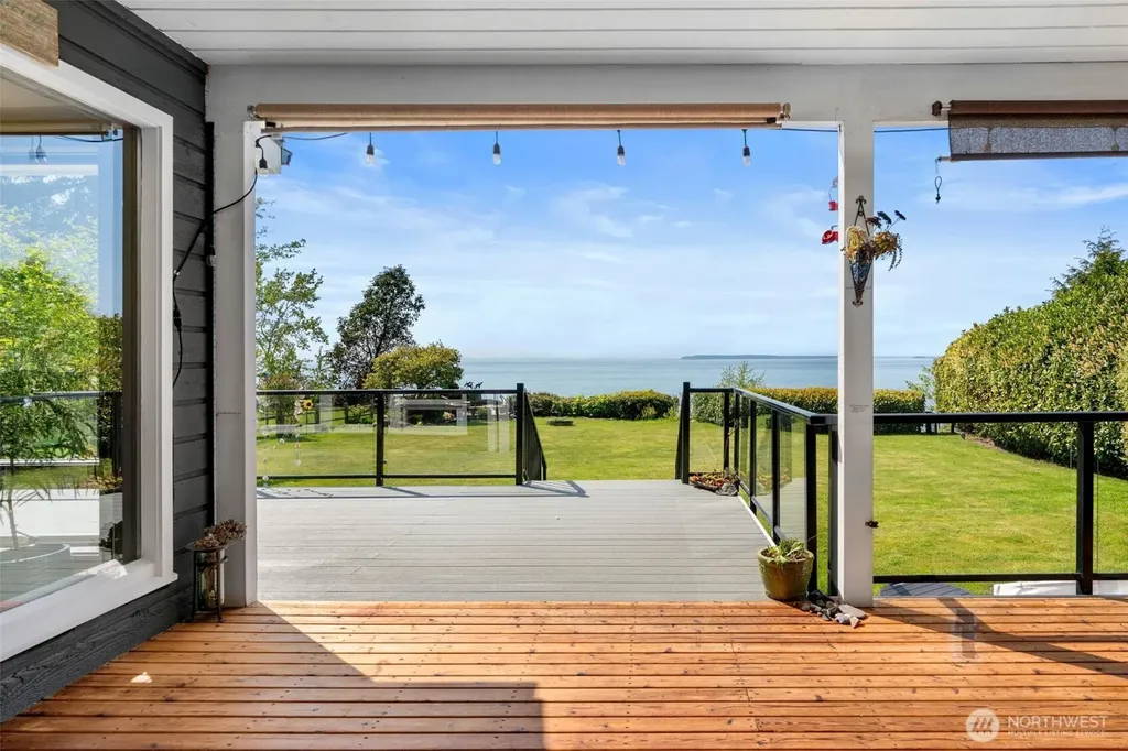 8613 Semiahmoo Drive Blaine WA 98230