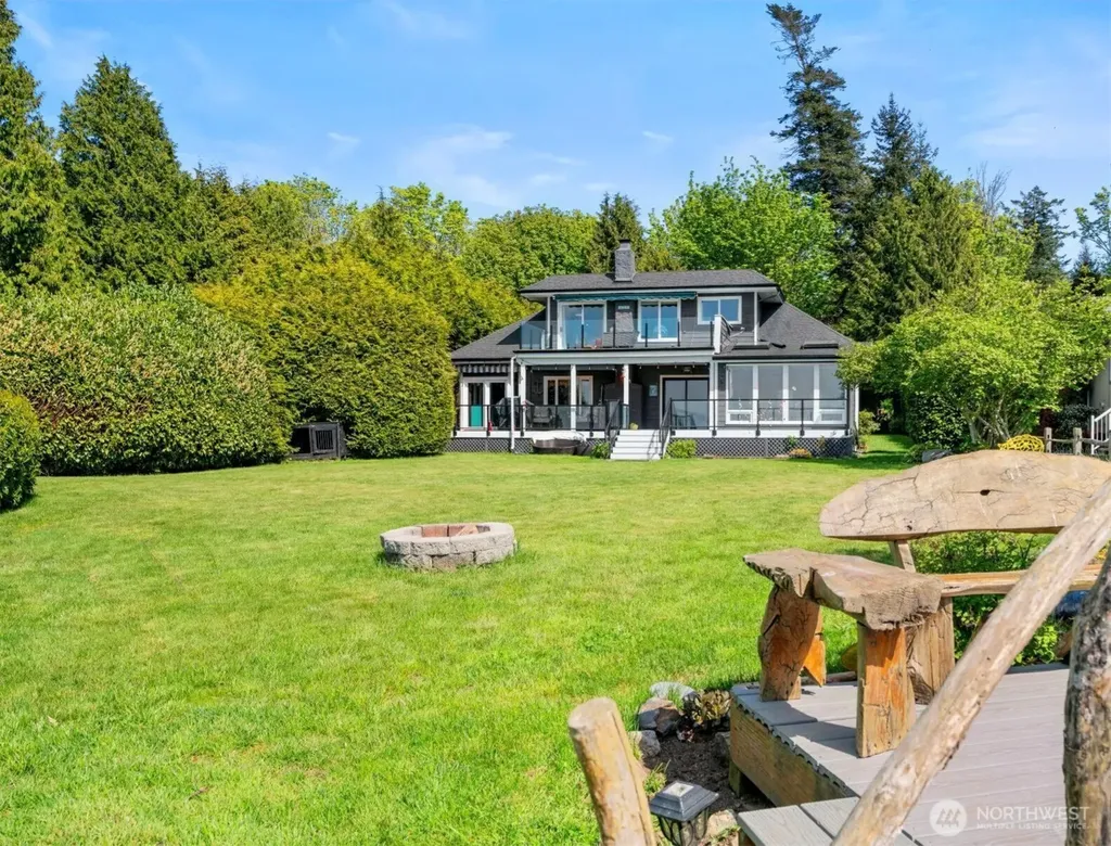 8613 Semiahmoo Drive Blaine WA 98230