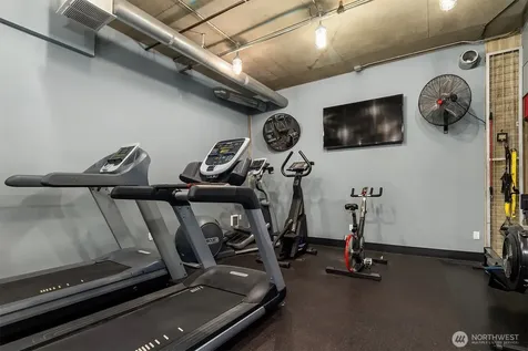 2504 Western Avenue Seattle WA 98121