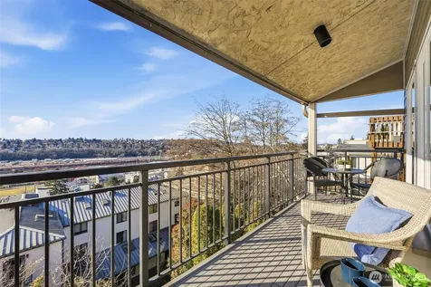 1965 12th Avenue W Seattle WA 98119