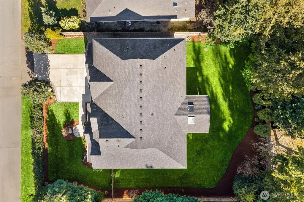 2832 109th Avenue SE Bellevue WA 98004