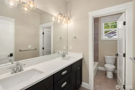 2832 109th Avenue SE Bellevue WA 98004