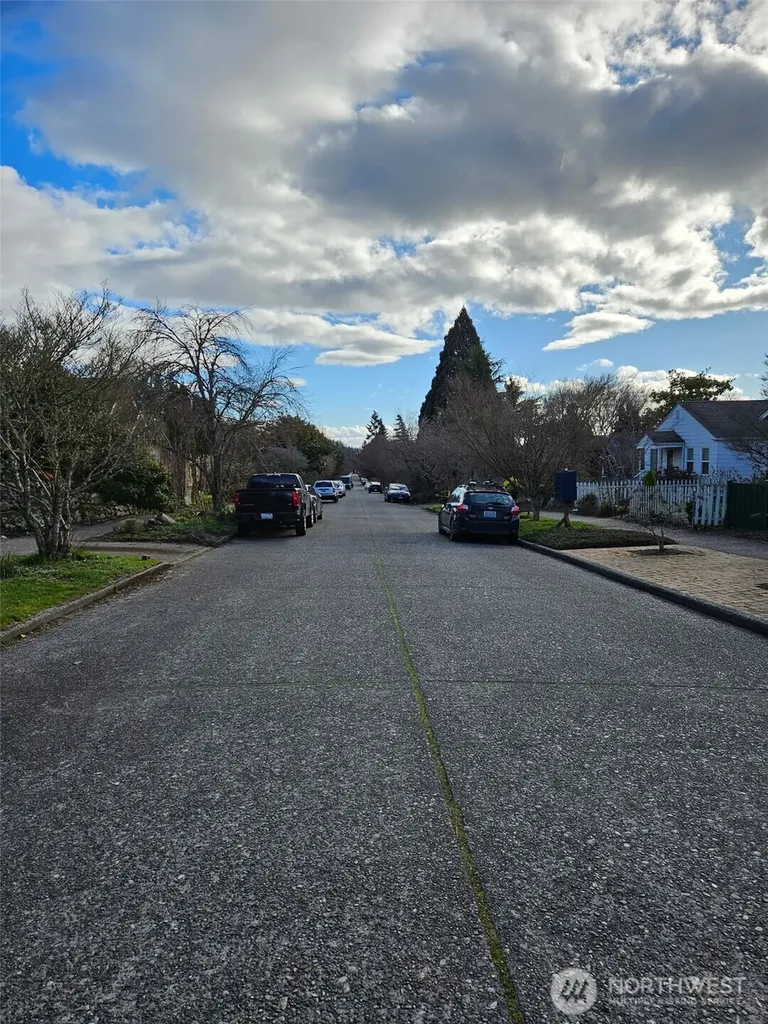 5912 45th Avenue SW Seattle WA 98136