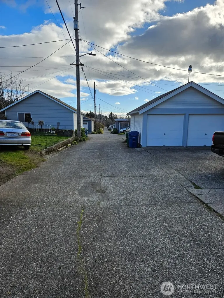5912 45th Avenue SW Seattle WA 98136