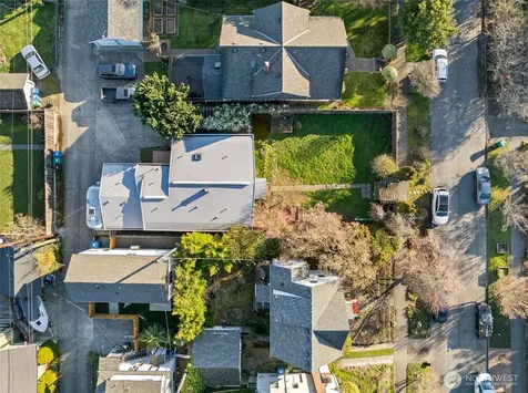 5912 45th Avenue SW Seattle WA 98136