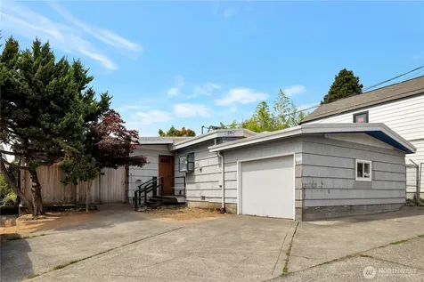 5912 45th Avenue SW Seattle WA 98136