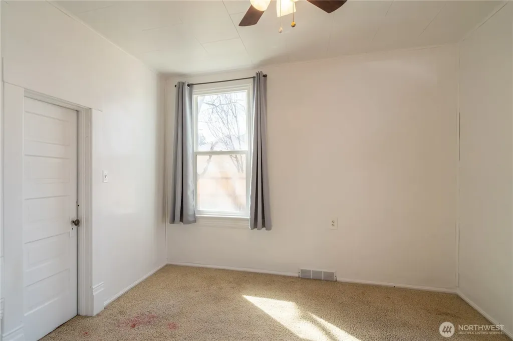 105 W 5th Avenue Ritzville WA 99169