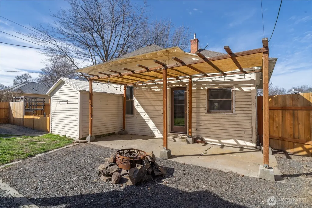105 W 5th Avenue Ritzville WA 99169