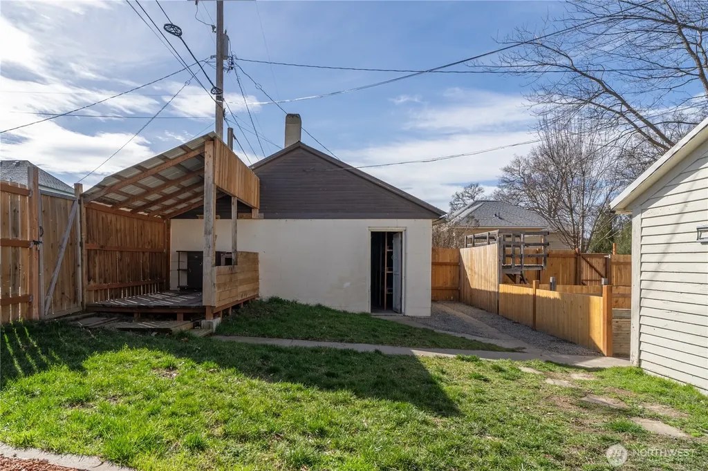 105 W 5th Avenue Ritzville WA 99169