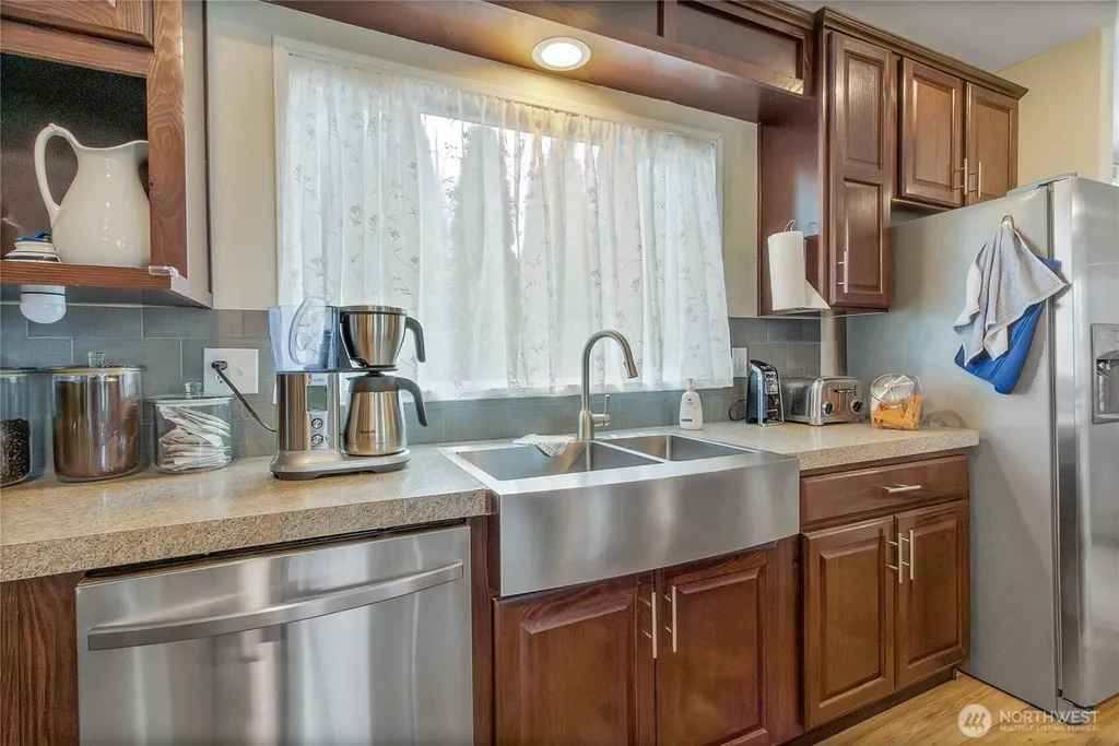 6621 241st Avenue E Buckley WA 98321
