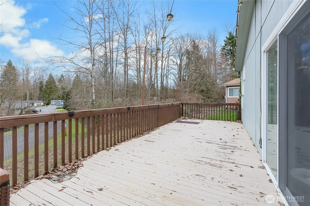 6621 241st Avenue E Buckley WA 98321