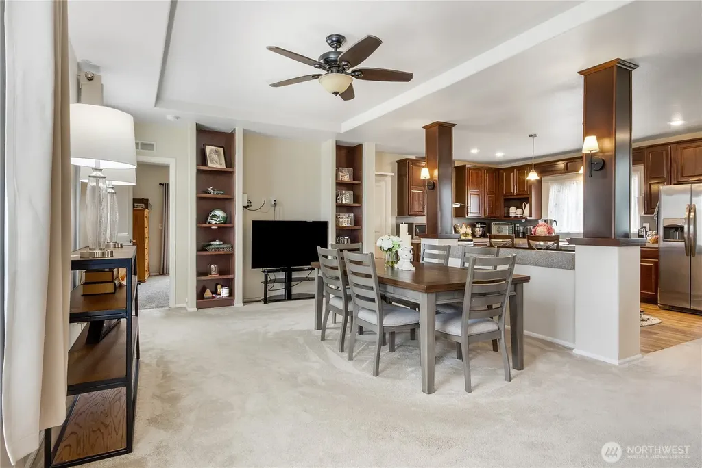 6621 241st Avenue E Buckley WA 98321