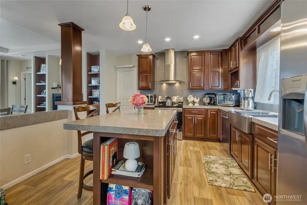 6621 241st Avenue E Buckley WA 98321