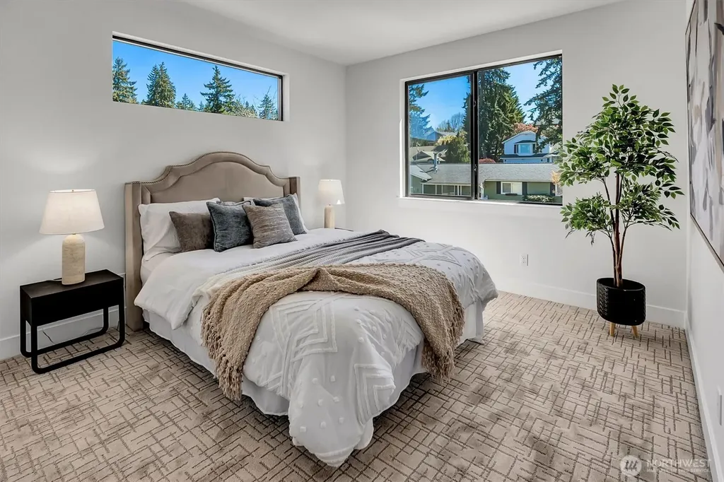 16215 Simonds Road NE Kenmore WA 98028