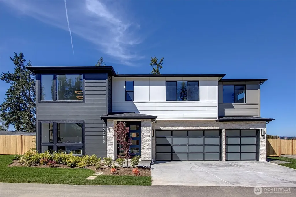 16215 Simonds Road NE Kenmore WA 98028