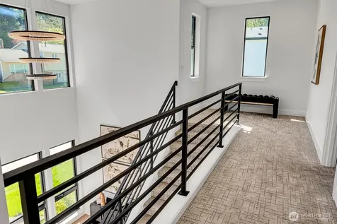 16215 Simonds Road NE Kenmore WA 98028