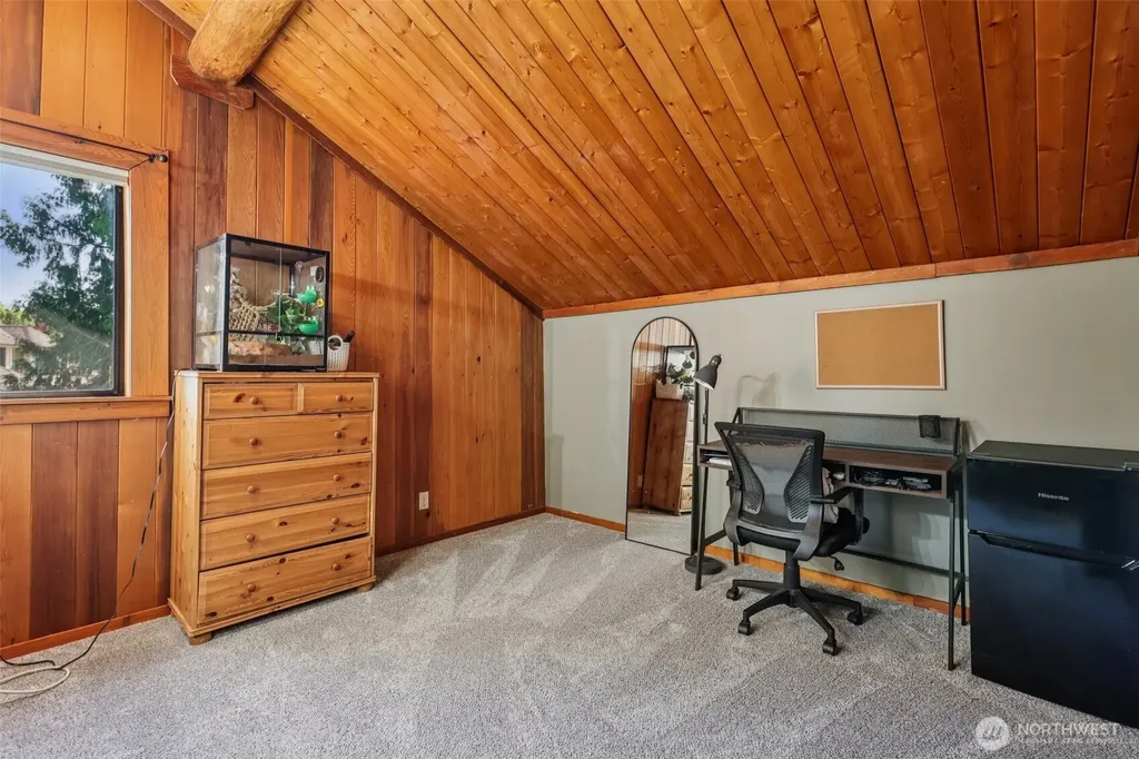 8209 271st Avenue E Buckley WA 98321