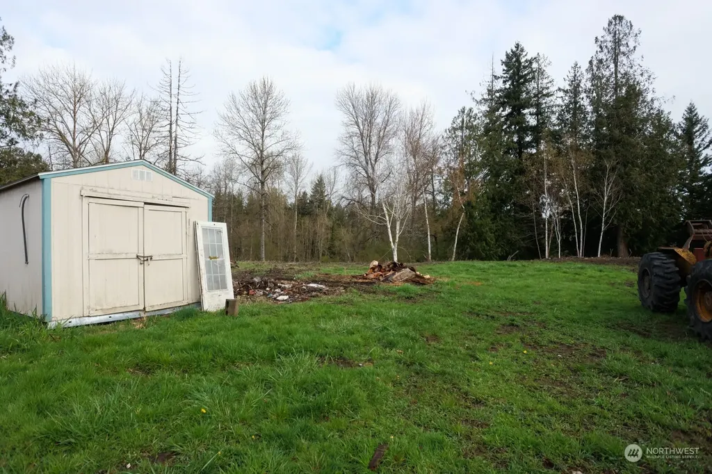 435 Hatch Street Buckley WA 98321