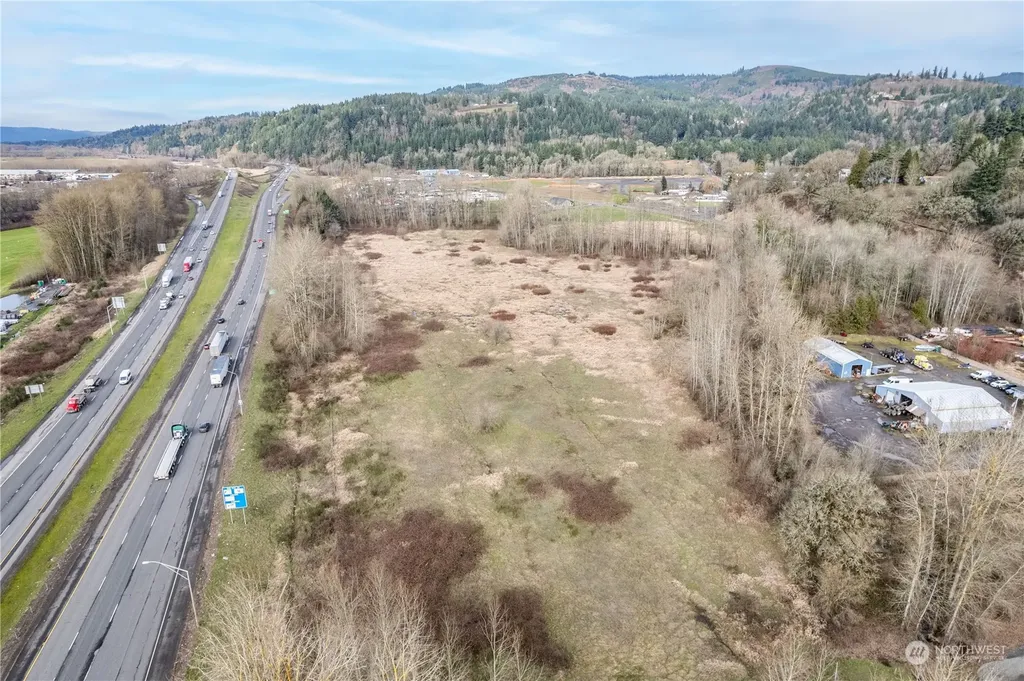 9565 Old Pacific Highway S Woodland WA 98674