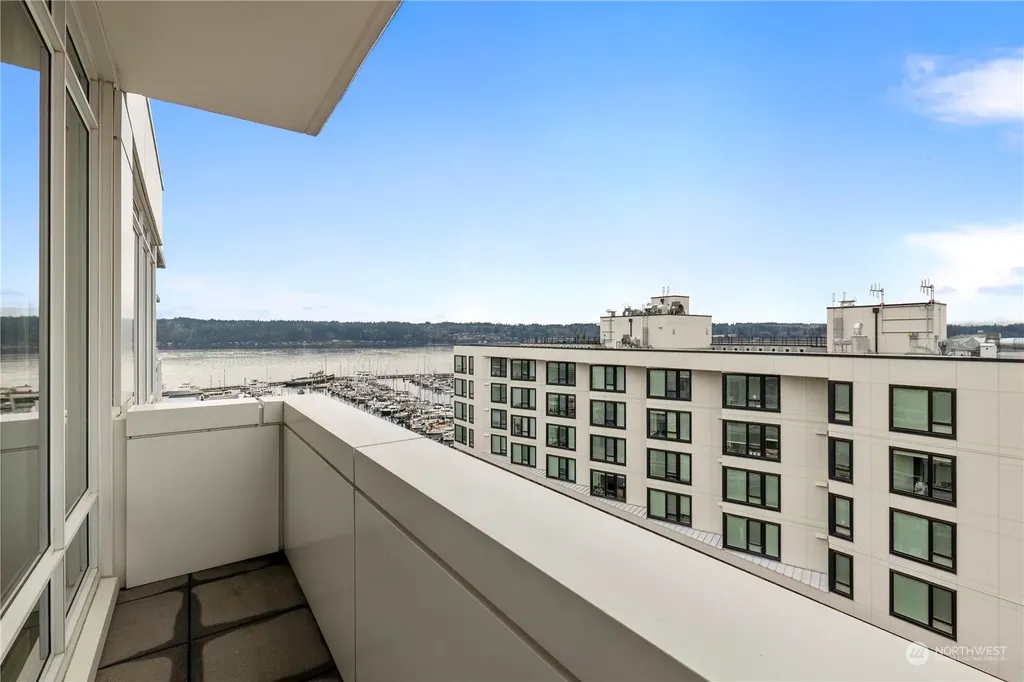320 Washington Avenue Bremerton WA 98337