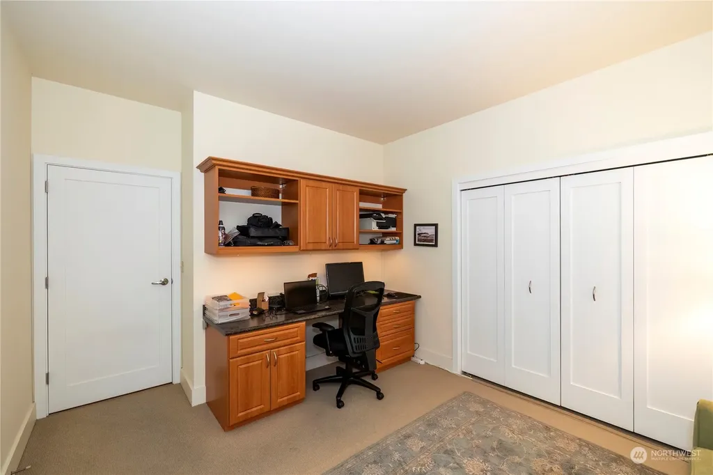 320 Washington Avenue Bremerton WA 98337