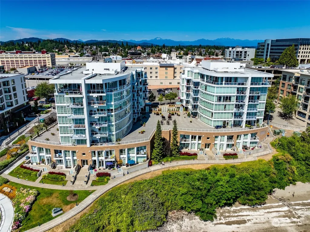 320 Washington Avenue Bremerton WA 98337