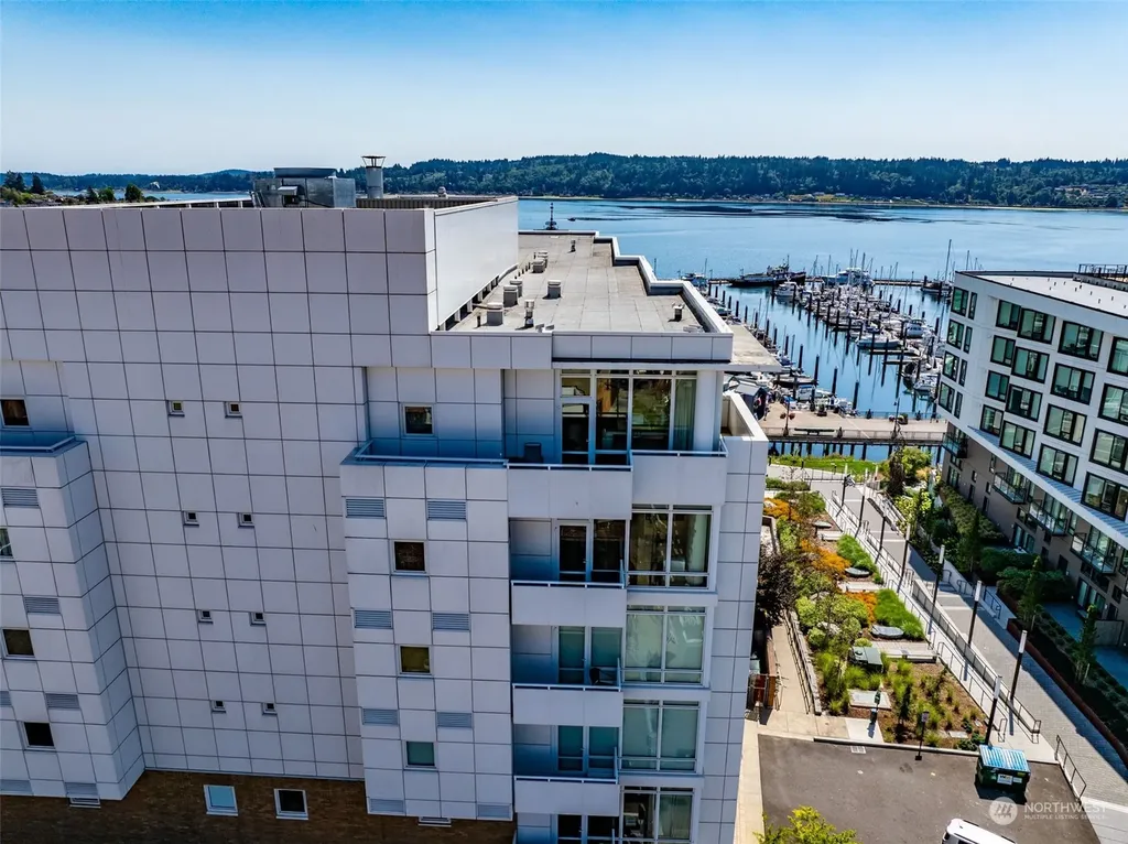 320 Washington Avenue Bremerton WA 98337