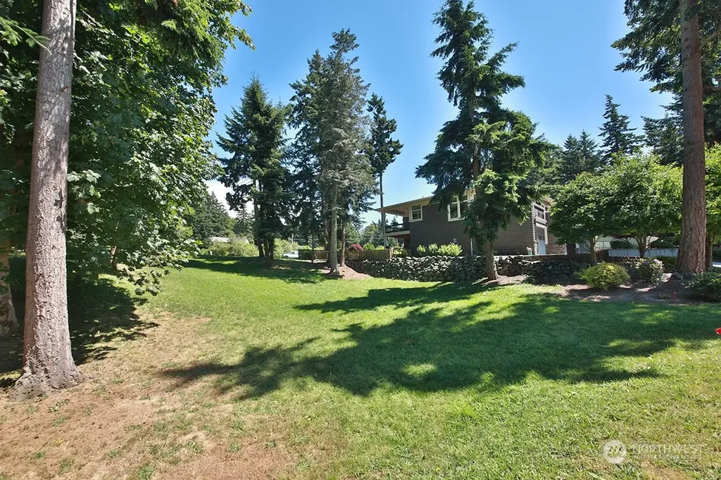 6329 Sahalee Court Clinton WA 98236